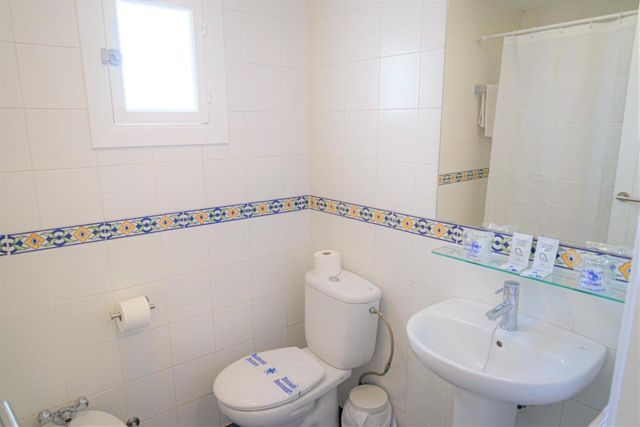 Hostal La Calzada Tarifa Extérieur photo